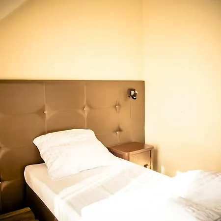 Nad Zalewem Pensionat 3*