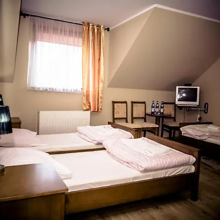 Nad Zalewem Гостевой дом Stare Miasto (Konin)