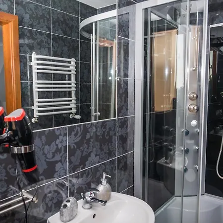 Nad Zalewem Гостевой дом Stare Miasto (Konin)