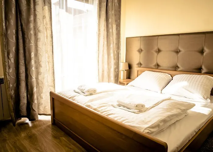 Nad Zalewem Гостевой дом Stare Miasto (Konin)